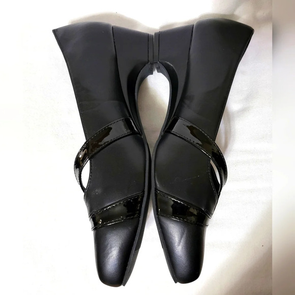 Beacon Comfort-Well Black Elsa Block Heel Retro Slip On Career Loafers 10M NWOB - Picture 4 of 8